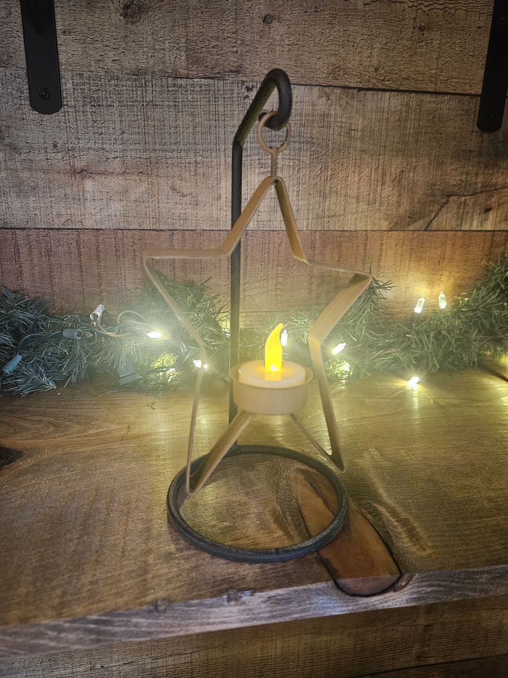 Metal Star Lantern Tea Light Holder in Gold